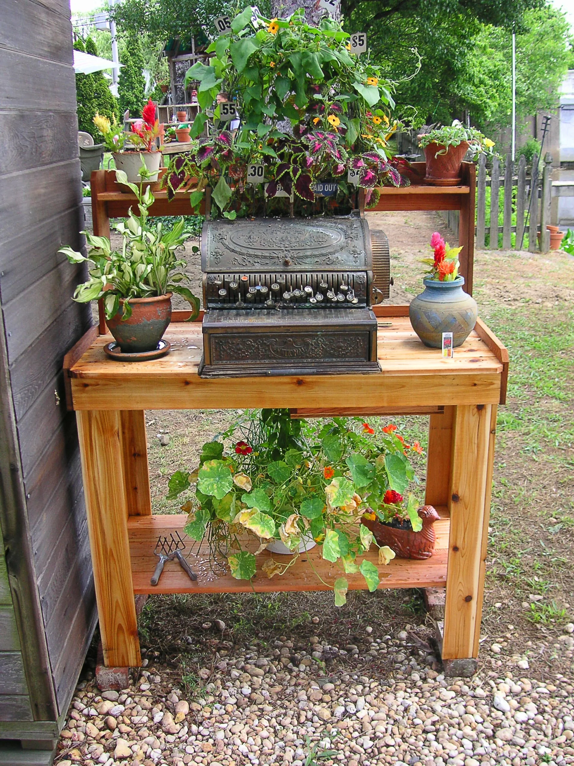 Cedar Potting Soil Table With Storage
