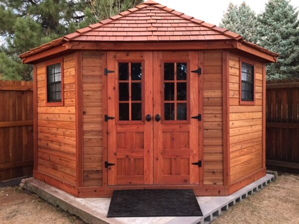 Penthouse Shed J. Frick 6